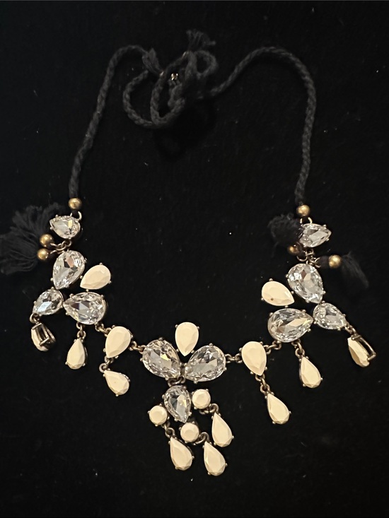 Jewelry - Vintagr J Crew Elegant Crystal Teardrop Statement Necklace - Black and Clear